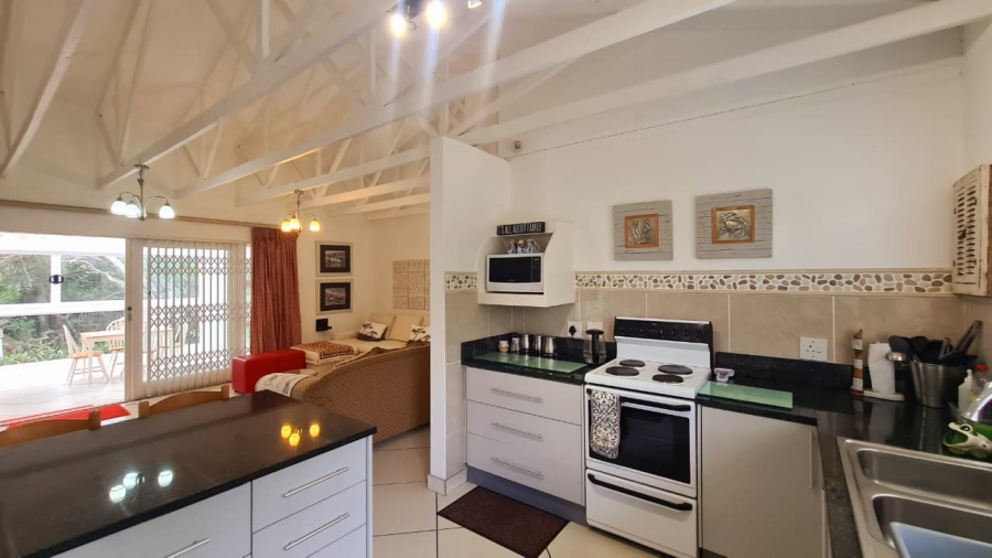 5 Bedroom Property for Sale in Kenton On Sea Eastern Cape
